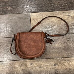 Sole Society Saddle Crossbody Bag – Brown Faux Leather – Tassel Detail NWOT